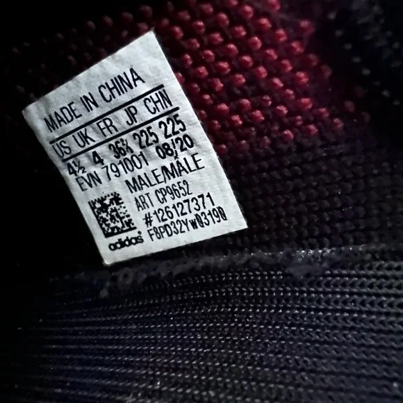 Authentic Yeezy Boost 350s - Picture 7 of 7